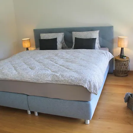 View, Free Parking, 20 Min To Interlaken Apartment Spiez